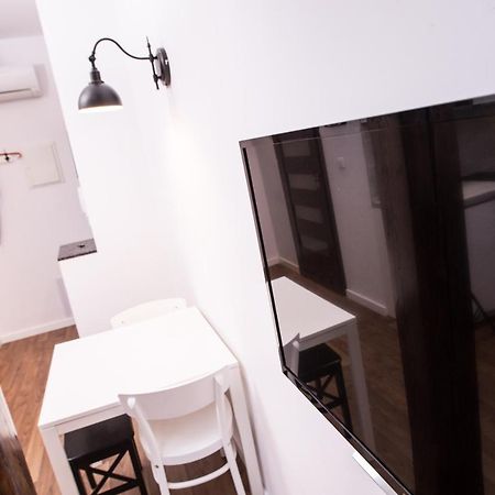 Mirror Apartments Красков Екстериор снимка