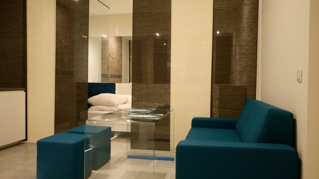 Mirror Apartments Красков Екстериор снимка