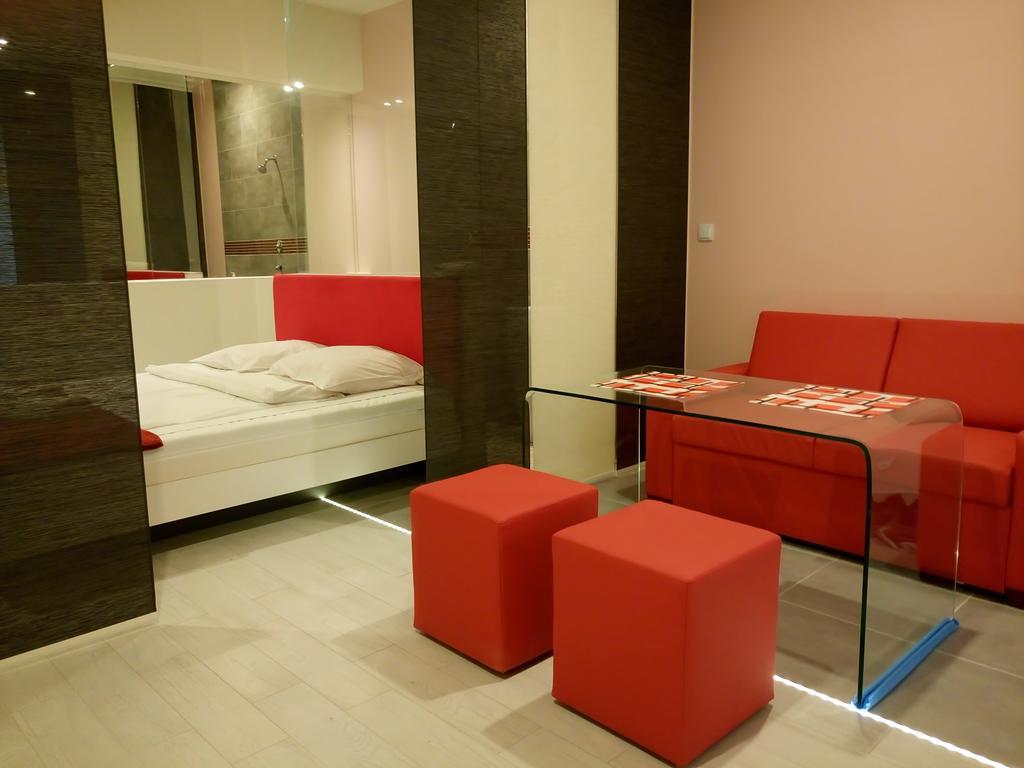 Mirror Apartments Красков Екстериор снимка
