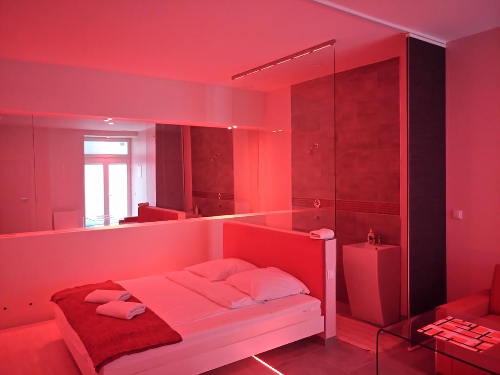 Mirror Apartments Красков Екстериор снимка