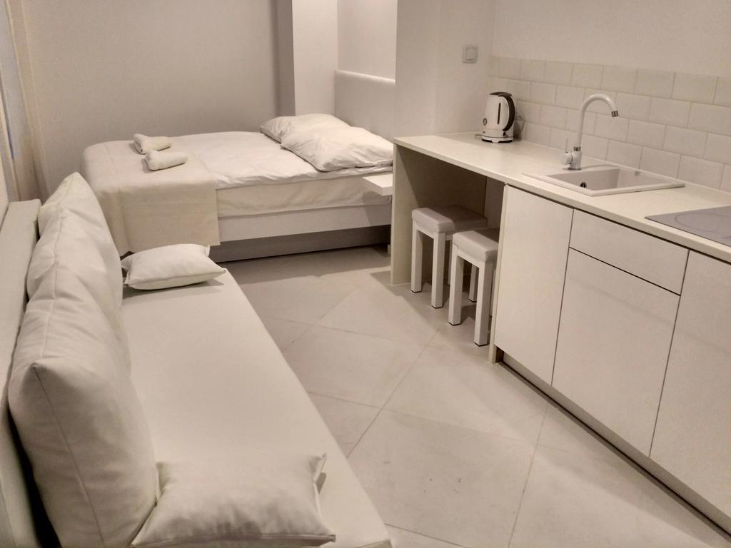 Mirror Apartments Красков Екстериор снимка